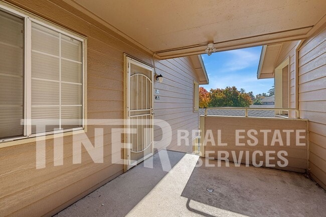 Photo - 11150 Trinity River Dr Unidad #150