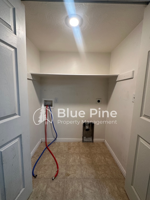 Photo - 3156 Chasewood Dr Unit 3