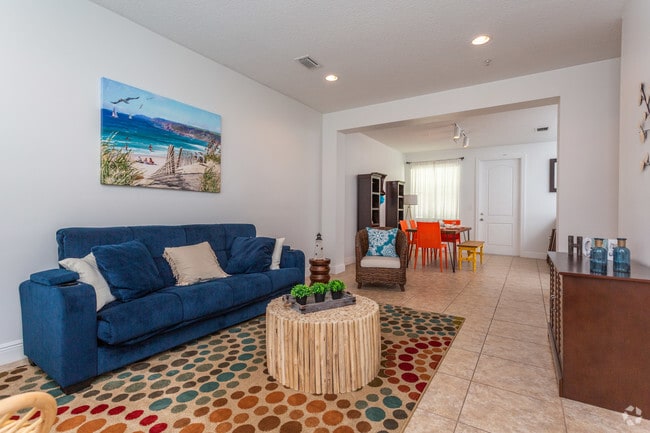 Green Turtle Club - Townhomes