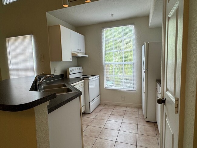 Photo - 1-Bedroom Condo with Loft & Washer/Dryer a... Unit 3114