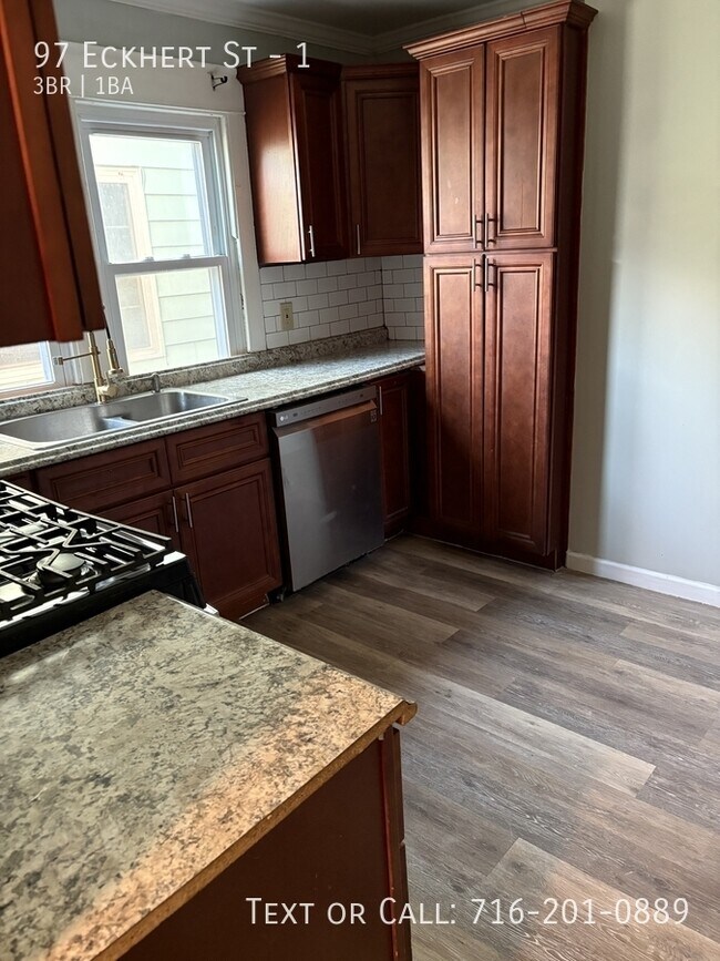 Photo - 97 Eckhert St Unit 1