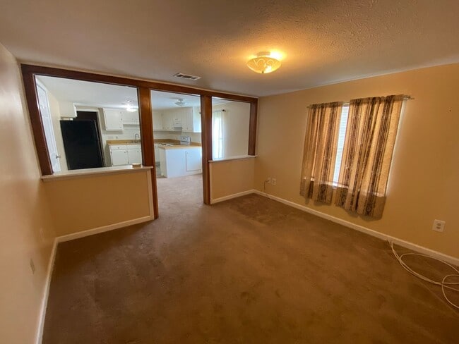 Photo - 1006 Massalina Dr