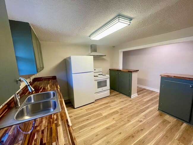 Photo - 10th Ave NW Duplex Unit A