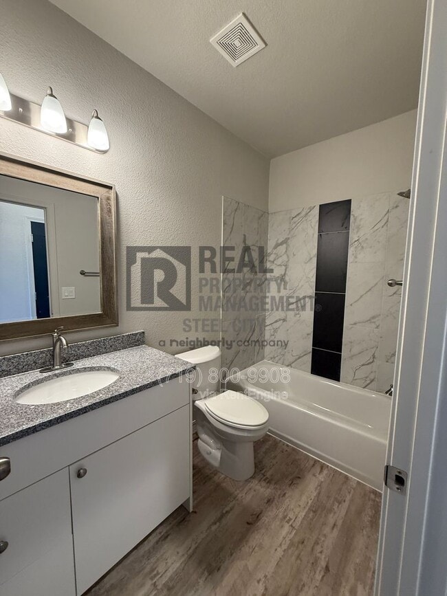 Photo - 280 W Harmony Dr