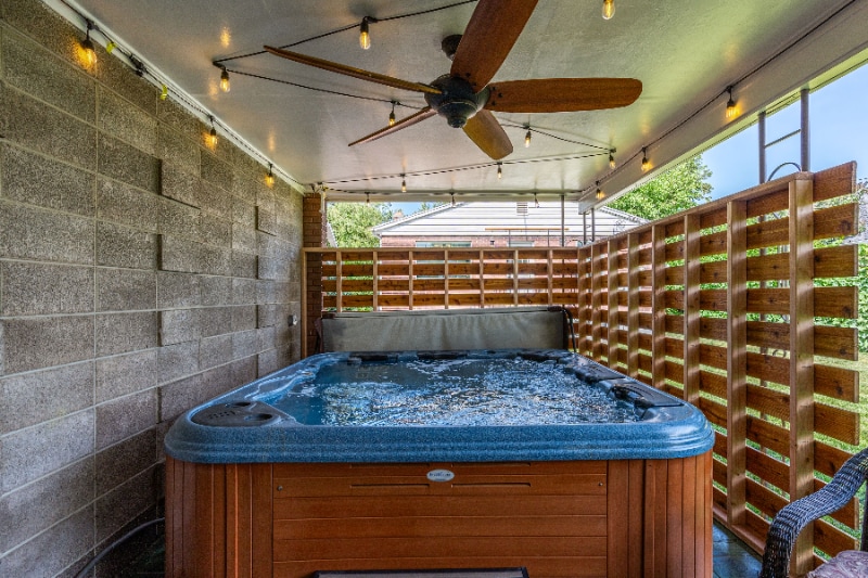 Photo - 444 N Oakley St