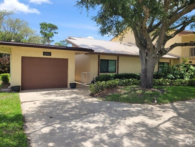 Building Photo - 3007 Bent Pine Dr Rental