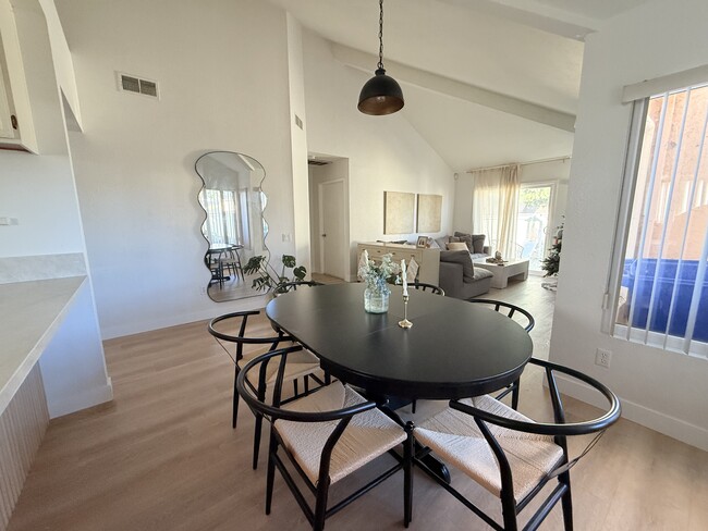 Photo - 2109 Northshore Dr Unidad C