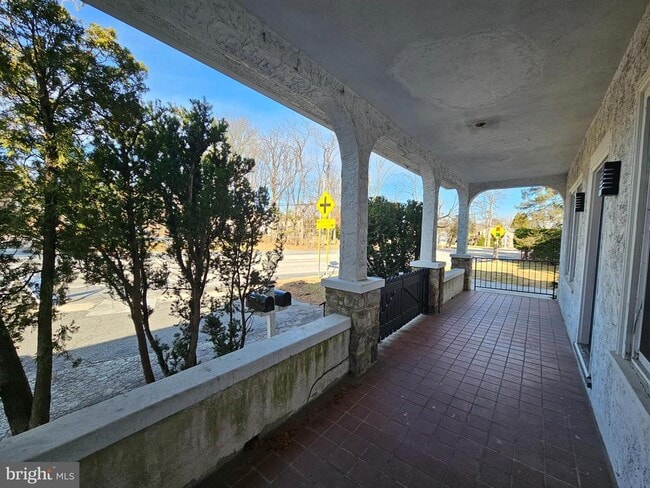 Building Photo - 844 West Chester Pike