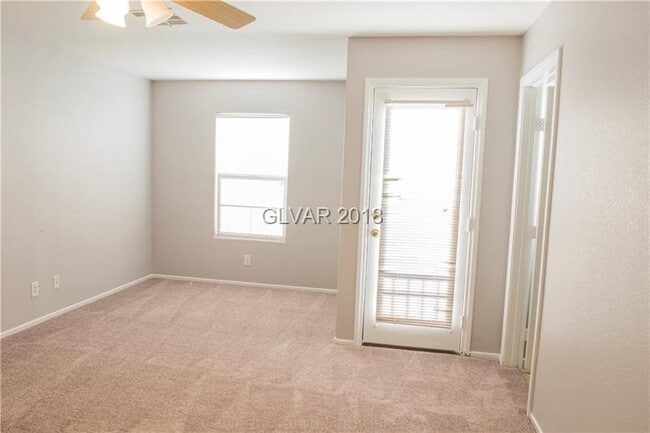 Photo - Great 3 bd / 3 bth home in a SW community w/pool & park
