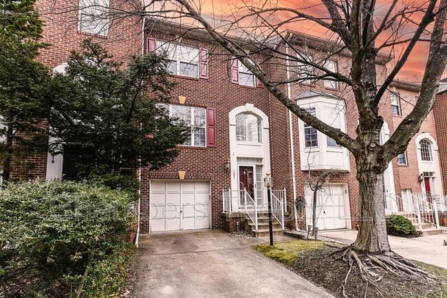 Building Photo - 1221 Wild Hawthorn Way