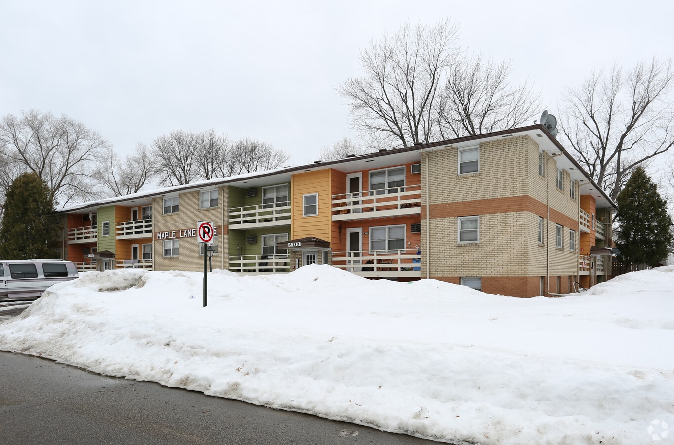 Maple Lane Apartments - Maple Lane Apartments