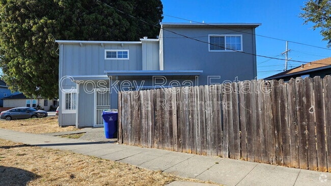 Building Photo - 314 Beck St Rental