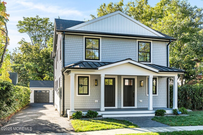 Photo - 516 River Rd