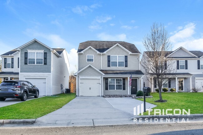 Photo - 661 Thistle Dr House