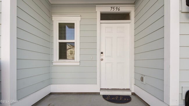 Photo - 7596 Shadow Lake Dr