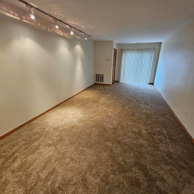 Photo - 2 Bedroom Upper Condo w/ Modern Lighting F...