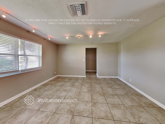 Photo - 7616 NW 40th St