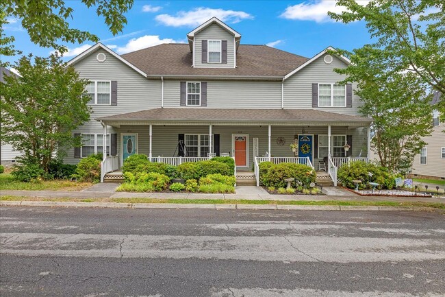 Building Photo - 410 Ashbury Cir
