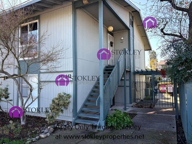 Photo - 1036 Oak Grove Rd