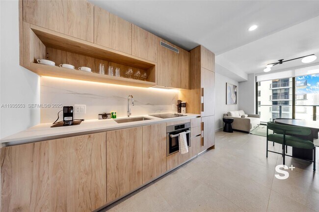 Photo - 11 NE 6th St Unit 1910