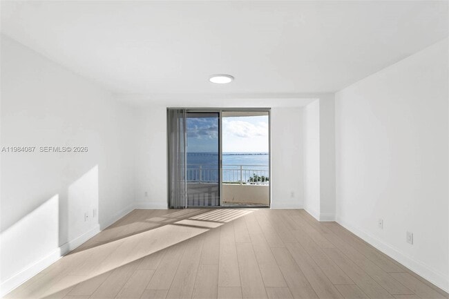 Photo - 770 Claughton Island Dr Unidad 1508