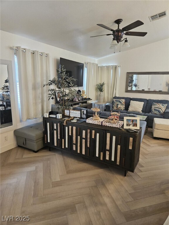 Photo - 7536 Fencerow St