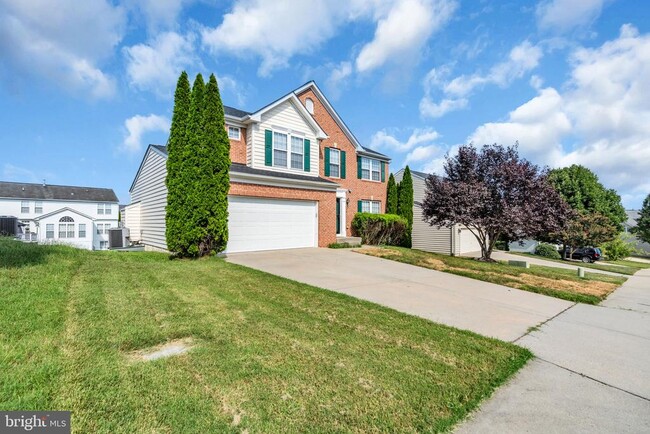 5413 Silver Maple Ln