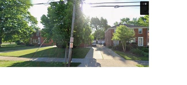 Building Photo - 235 E 250th St