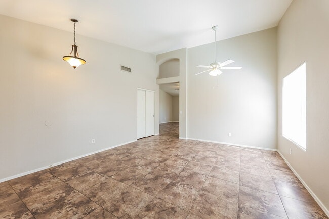 Photo - 16038 W Carmen Dr