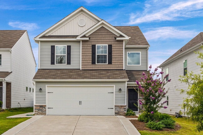 "Spacious 4-Bedroom Home Located In Desira... - "Spacious 4-Bedroom Home Located In Desira...