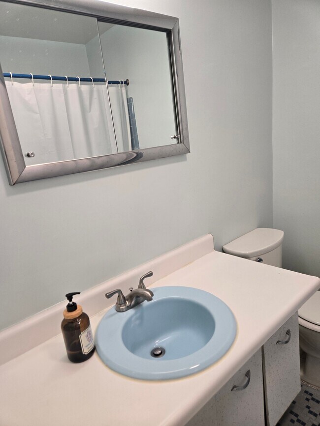 Photo - 1112 Dunoon Rd