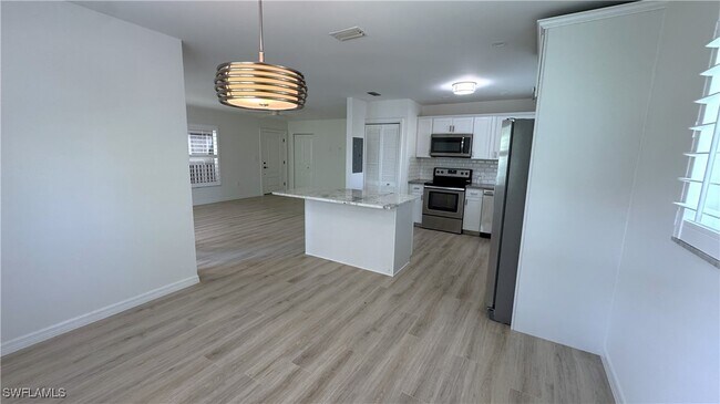 Photo - 4170 Crayton Rd Unidad C8