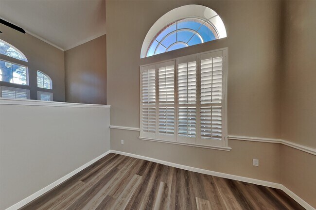 Photo - 9658 Therrell Dr