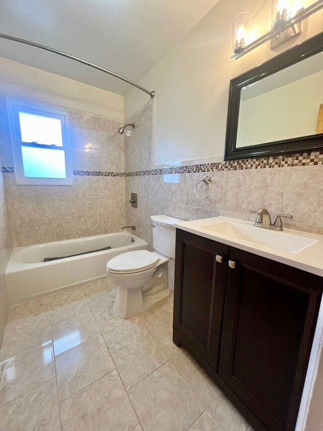 Photo - 1575 Lenox Pl Unidad 2