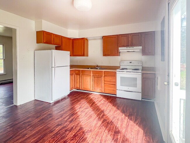 Photo - 496 Lancaster Creek Dr