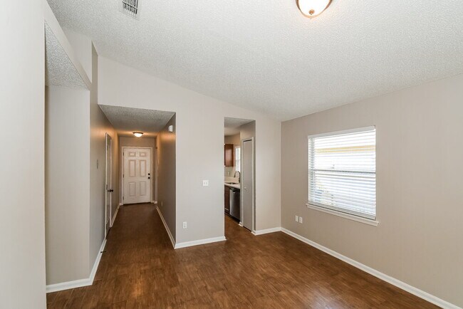 Photo - 8736 Townsquare Dr