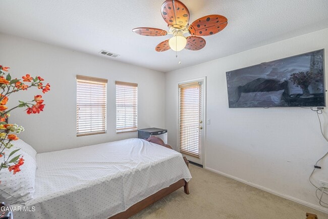 3324 W Ave J 10