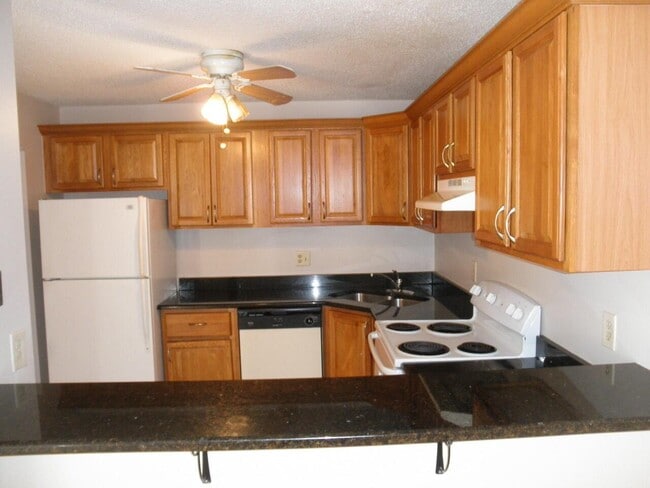 Photo - 4962 Cherry Rd
