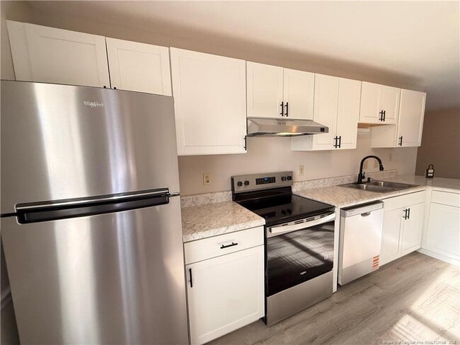 Photo - 4077 Professional Dr