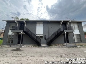 Building Photo - 2014 Anchor Dr Unit 2 Rental