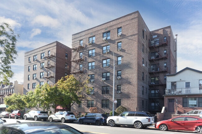 Photo - 9040 Fort Hamilton Pky