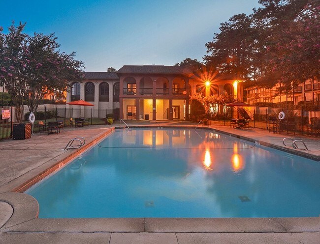Embarcadero Club Apartments For Rent in College Park, GA