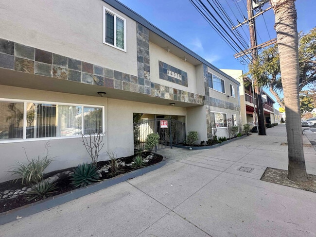 Photo - 24319 Narbonne Ave Unit H