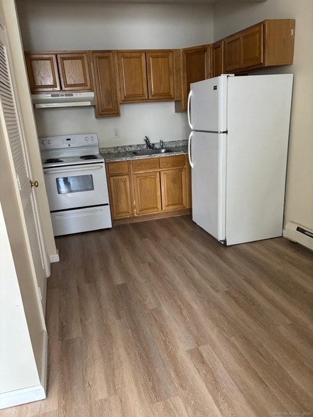 Building Photo - 1057 E Main St Unit 8 Rental
