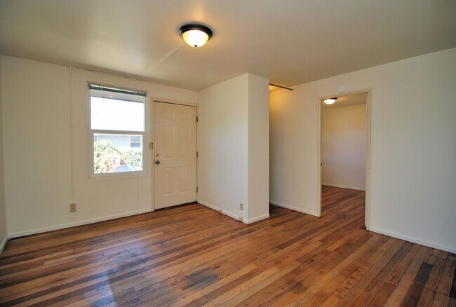 Photo - 6923-6923 NE Prescott St Unit 6915