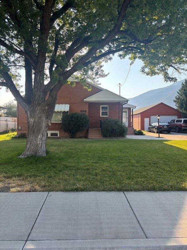 Building Photo - Beautiful home in Mapleton, UT