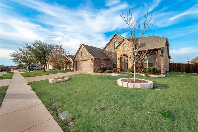 Photo - 110 Thoroughbred St