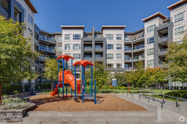 Building Photo - Fremont