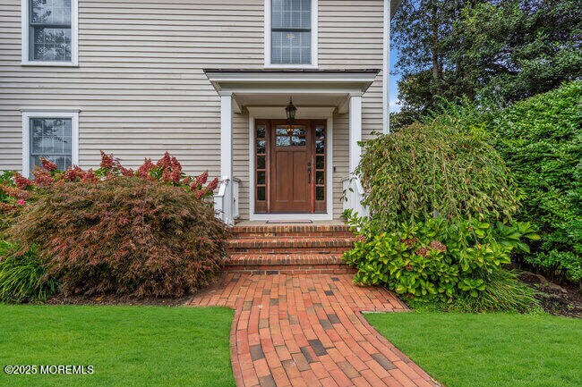 Photo - 8 Glenwood Pl