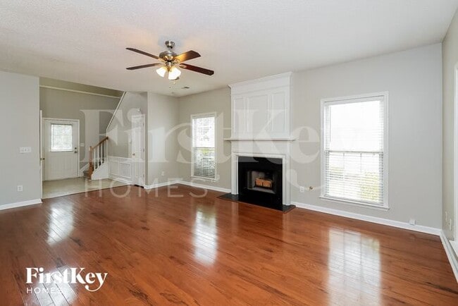 Photo - 4143 Glenaire Way NW